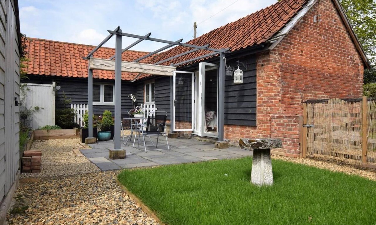 East Dereham Cottage | 1 Bed in Dereham (oc-57021)