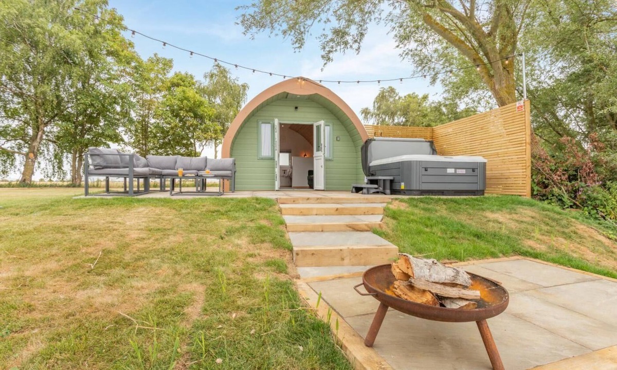 Frognall RV Rental | 1 Bed in Langtoft (oc-l32681)