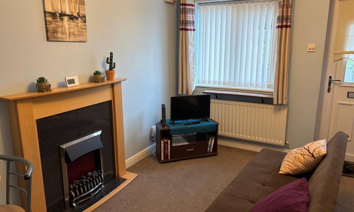 Carlisle House | 1-Bed Suburban Carlisle Terraced Home with Parking