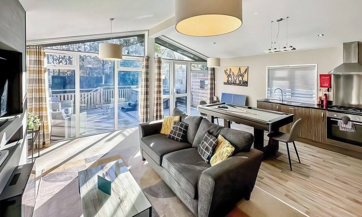 Raywell Ski Chalet | 1 bedroom accommodation in Raywell, Beverley