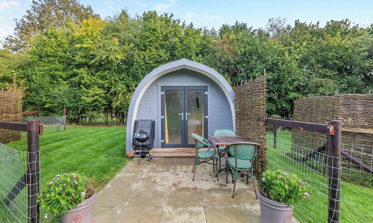 Oadby Cottage | 1 bedroom accommodation in Oadby