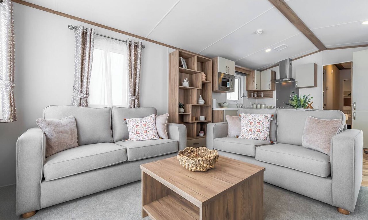 Sawley Ski Chalet | 1 bedroom accommodation in Market Bosworth, near Nuneaton