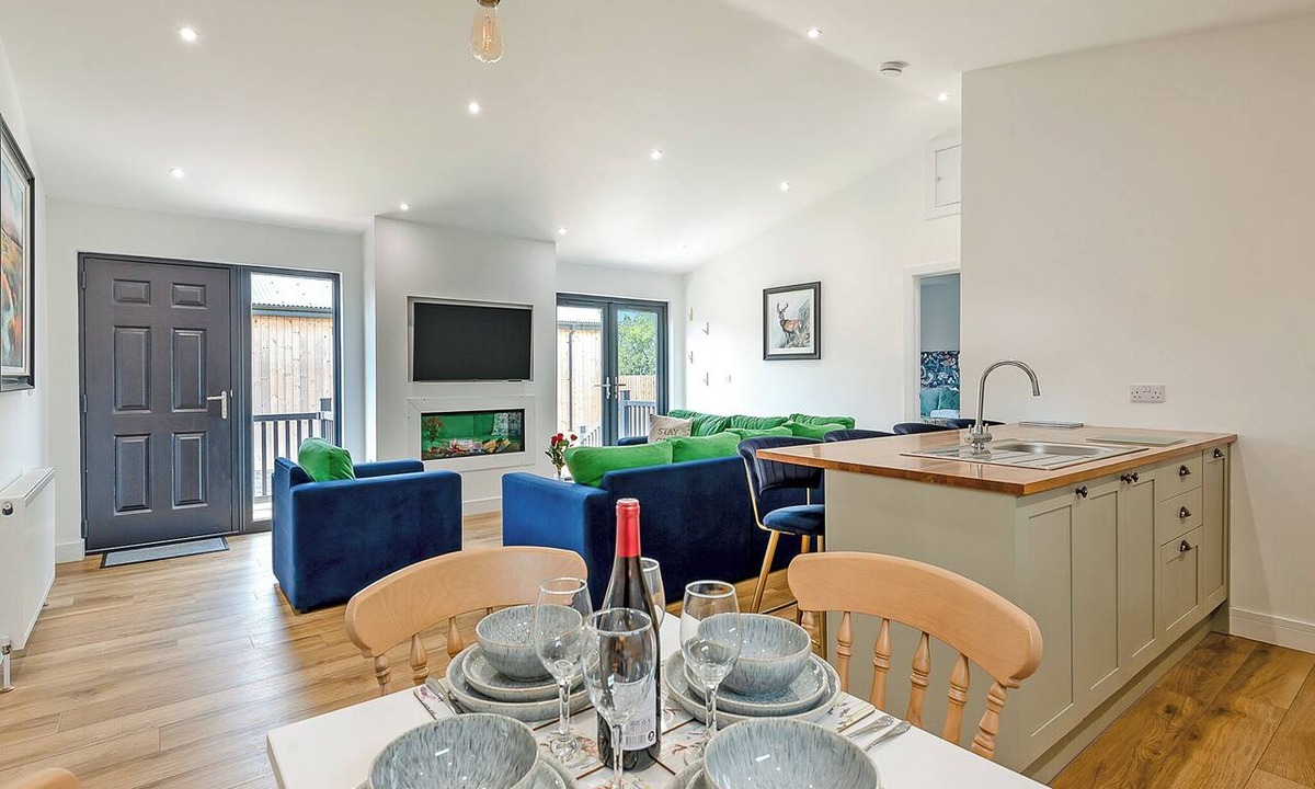 Skegness Ski Chalet | 1 bedroom accommodation in Orby