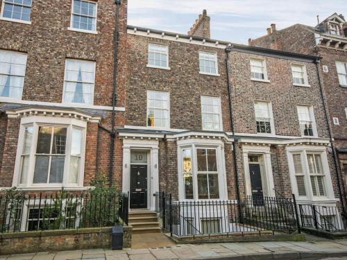 Bootham House | 10 St Marys