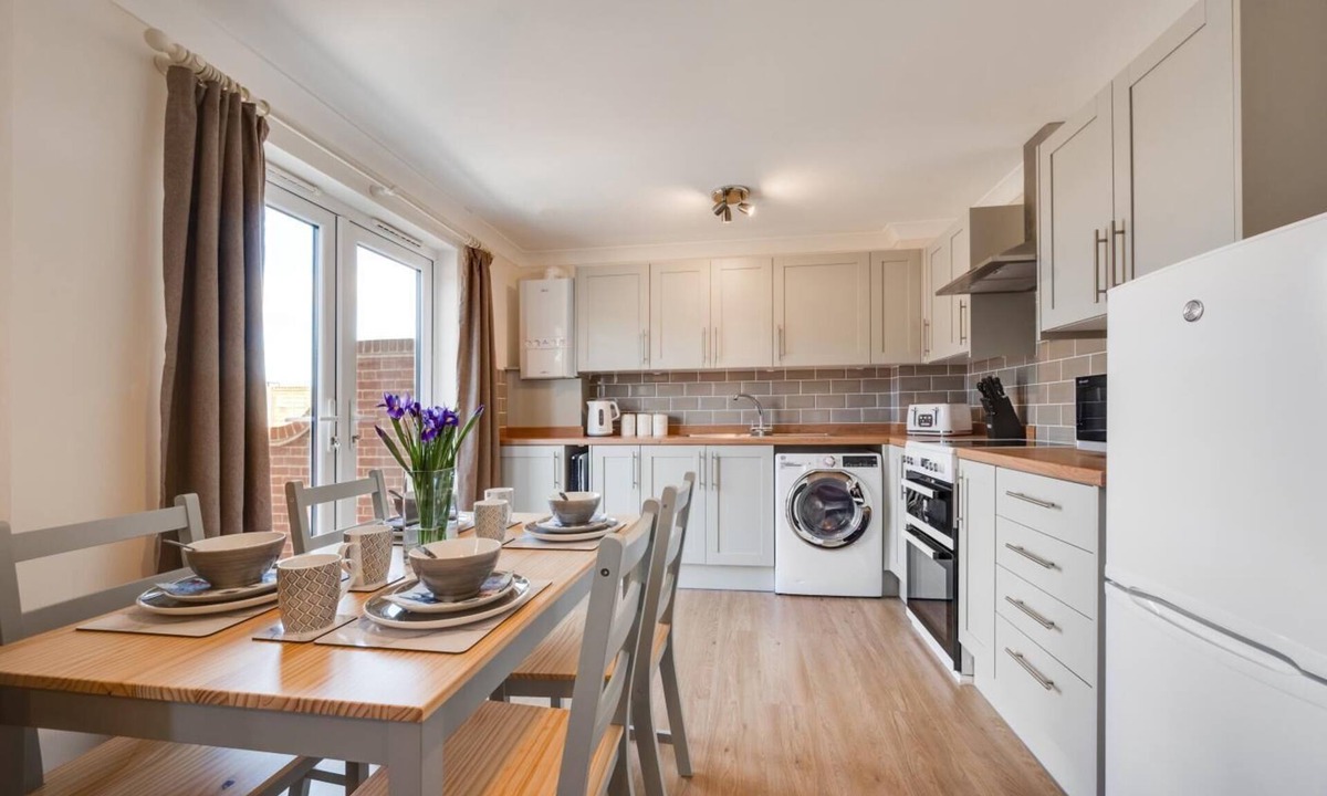 Chedgrave House | 2 Bed in Chedgrave (oc-2251)