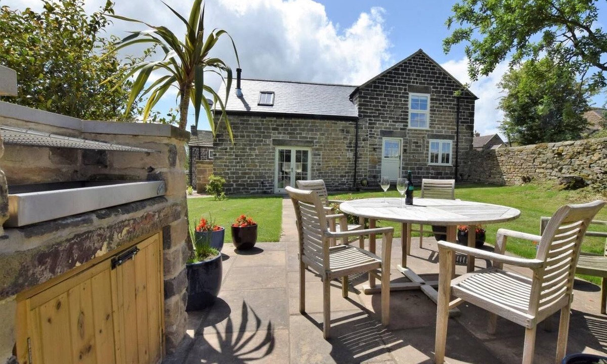 Beeley Cottage | 2 Bed in Chesterfield (oc-49757)