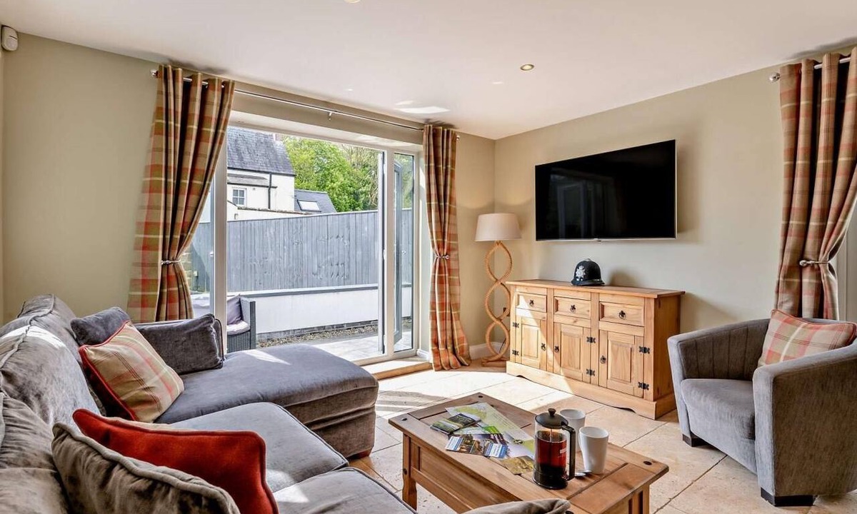 Great Ayton Cottage | 2 Bed in Middlesbrough (oc-75226)