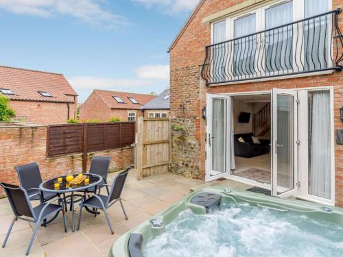 Thirsk House | 2 Bed in Thirsk oc-48116