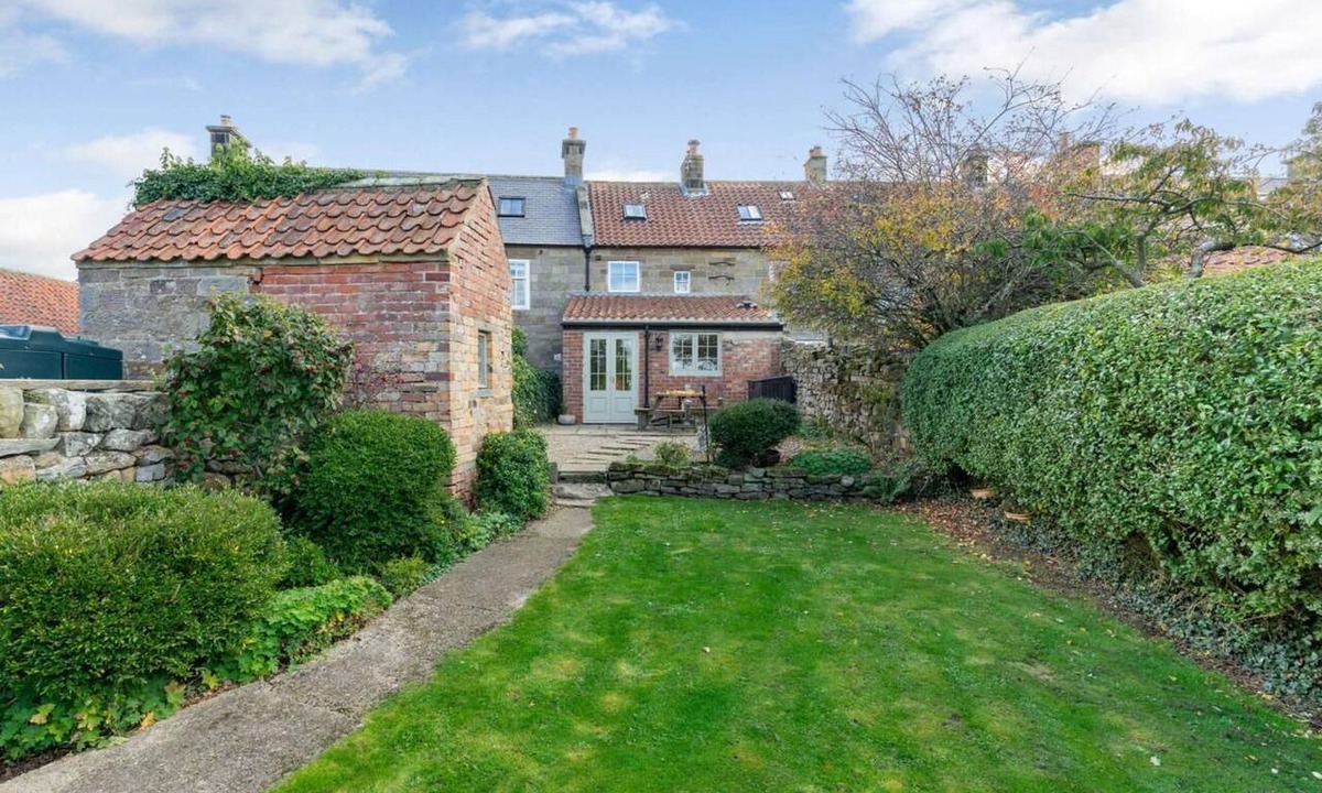 Egton Cottage | 2 Bed in Whitby (oc-g0055)