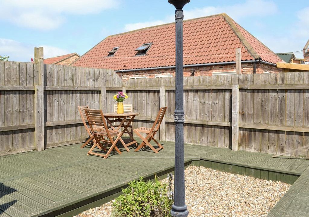 Kilnwick Cabin | 2 bedroom accommodation in Brandesburton, near Bridlington