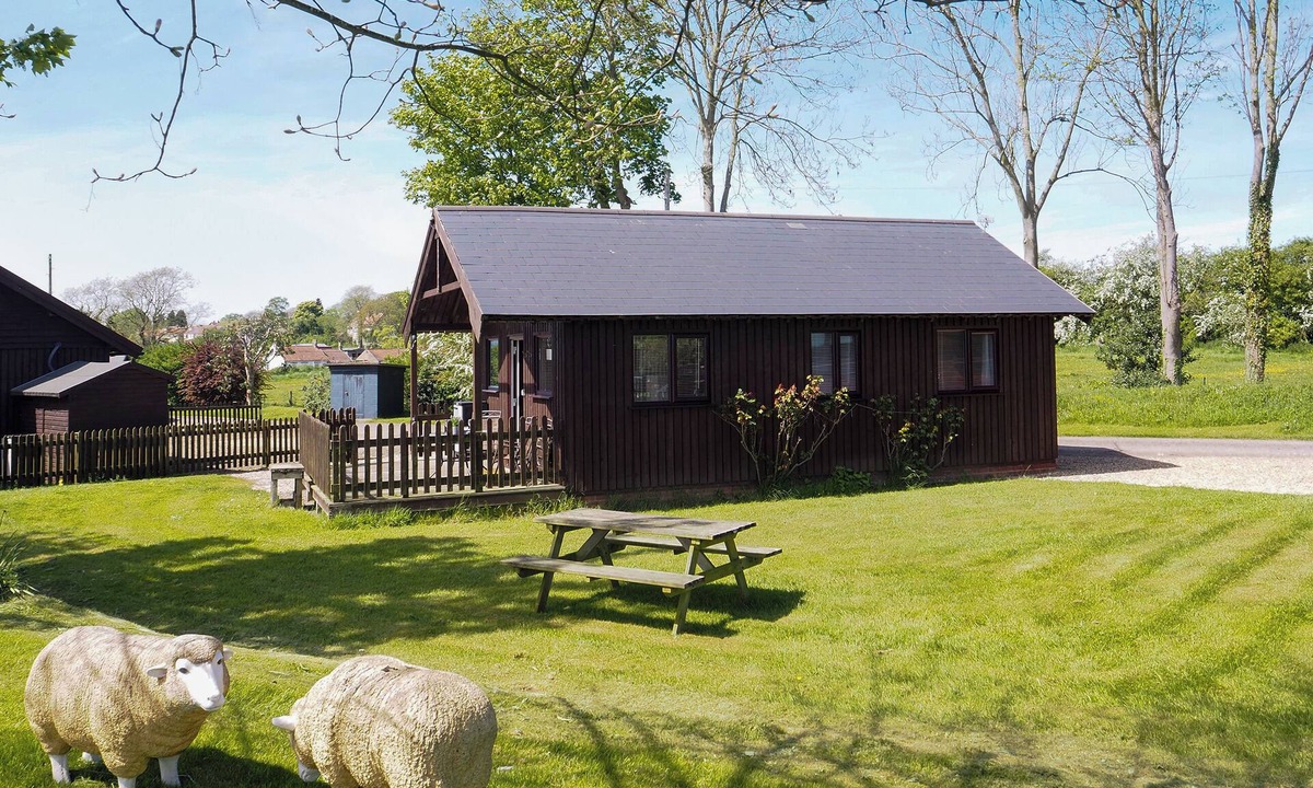 Nawton House | 2 bedroom accommodation in Nawton, near Helmsley