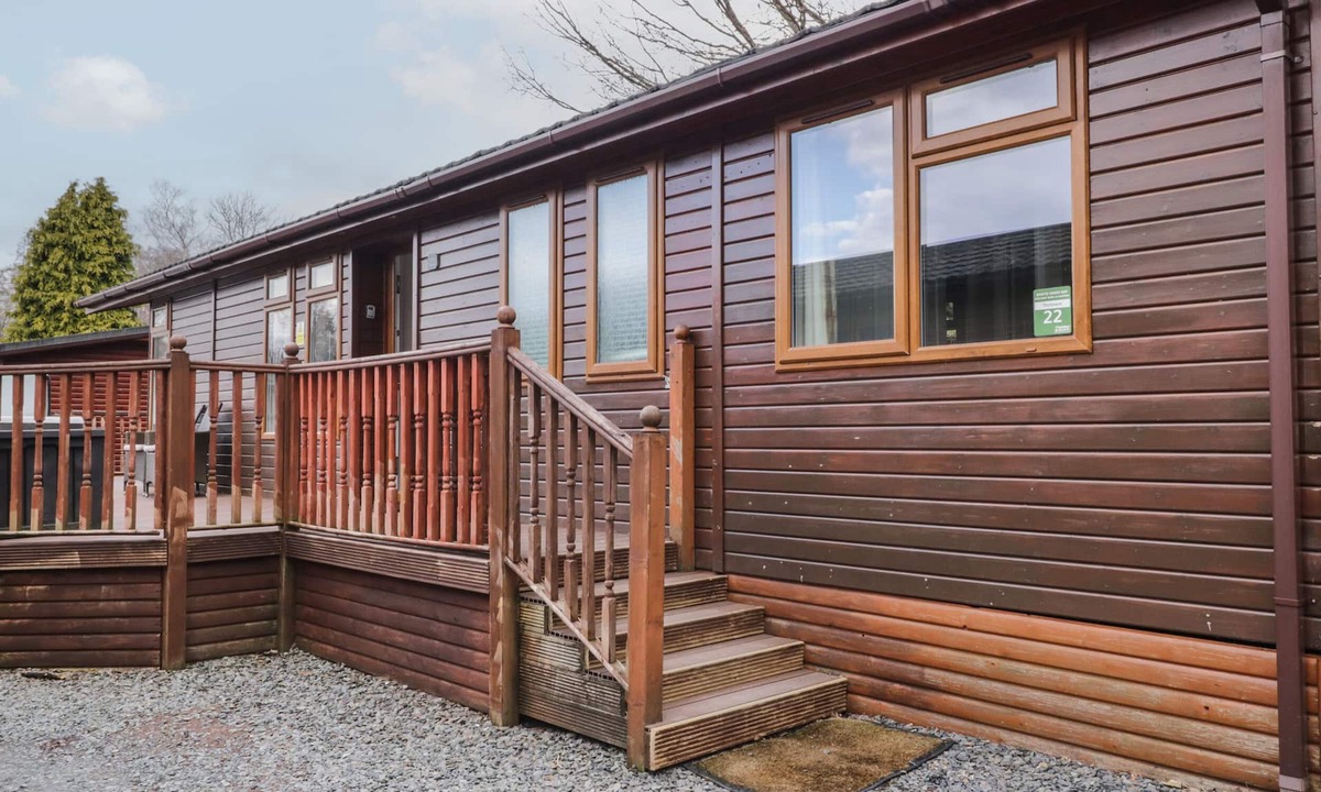 Troutbeck Bridge Cottage | 22 THIRLMERE, pet friendly, with pool in Troutbeck Bridge