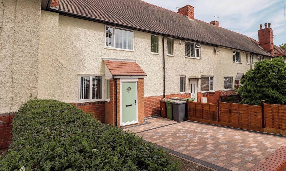 Lincoln Cottage | 271 WRAGBY ROAD, family friendly, with a garden in Lincoln