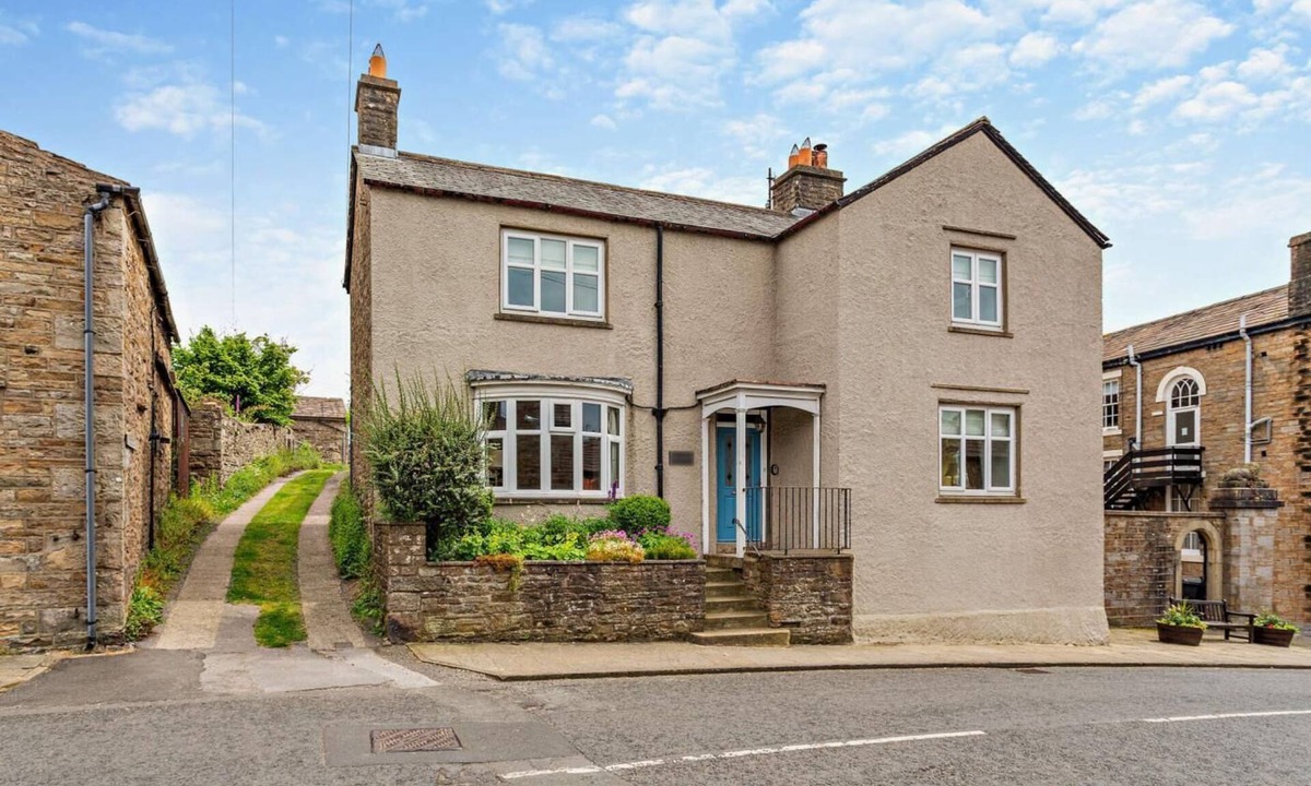 Askrigg Cottage | 3 Bed in Askrigg (oc-h29661)