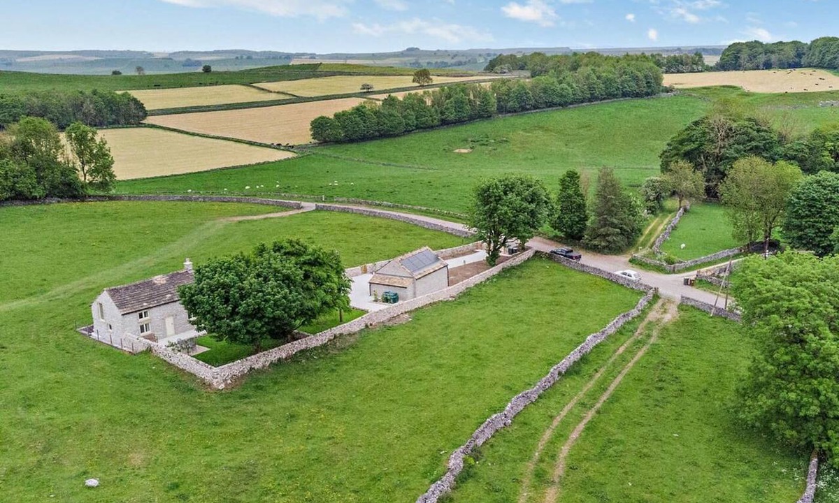 Blackwell in the Peak Cottage | 3 Bed in Buxton (oc-92127)