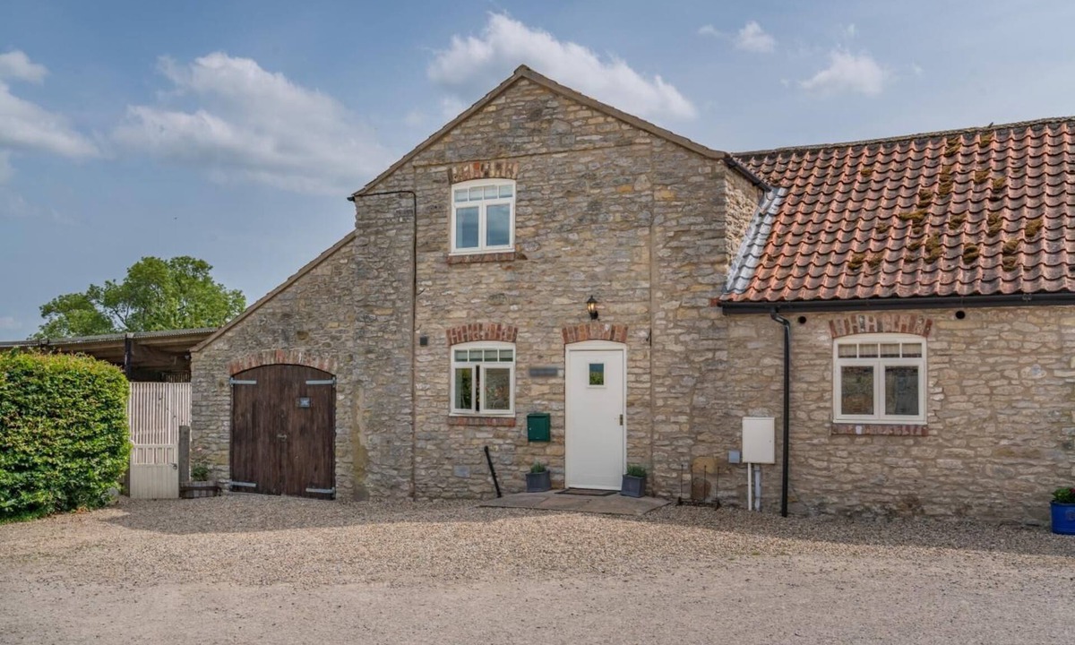Scawton Cottage | 3 Bed in Cawton (oc-t32407)