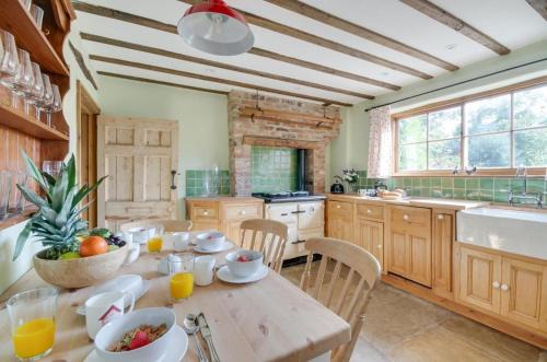 Crayke House | 3 Bed in Crayke oc-y056