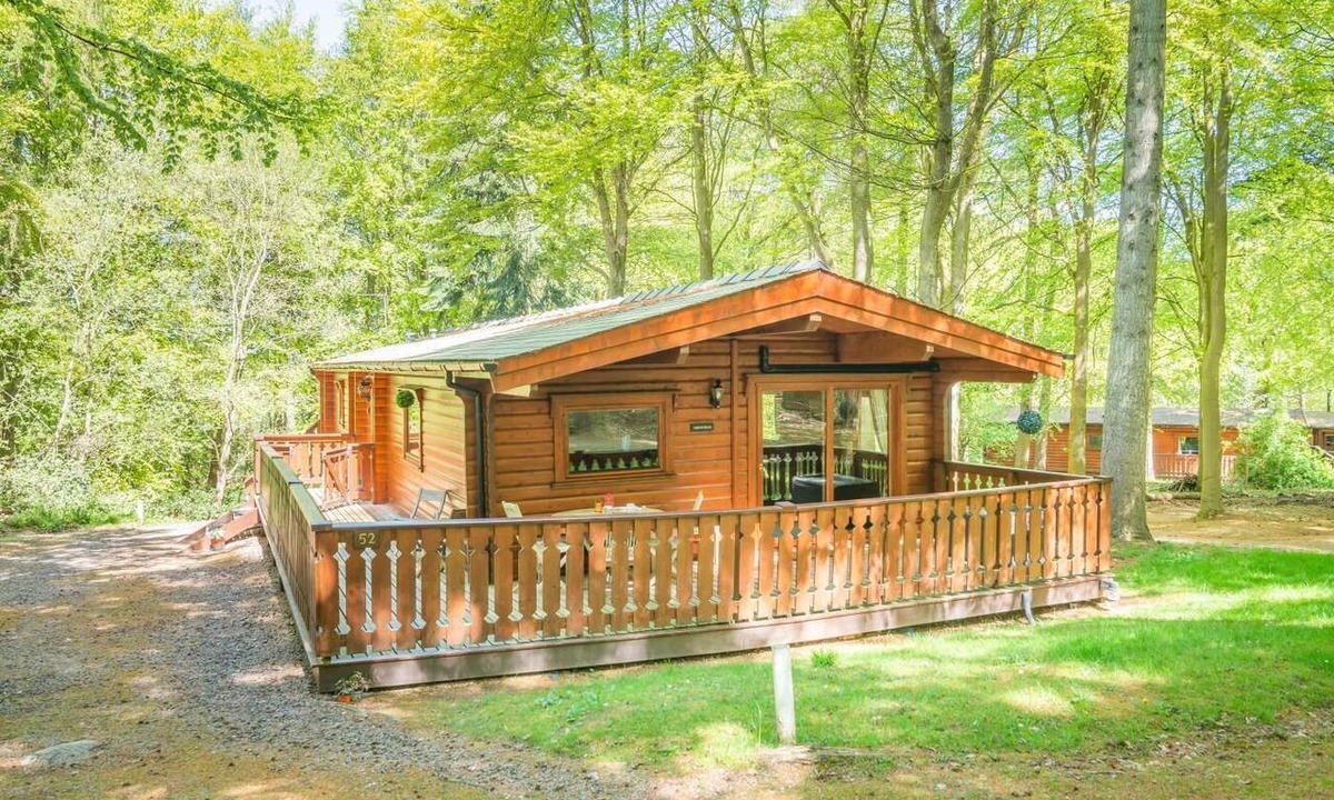 Kenwick Ski Chalet | 3 Bed in Kenwick (oc-l36924)