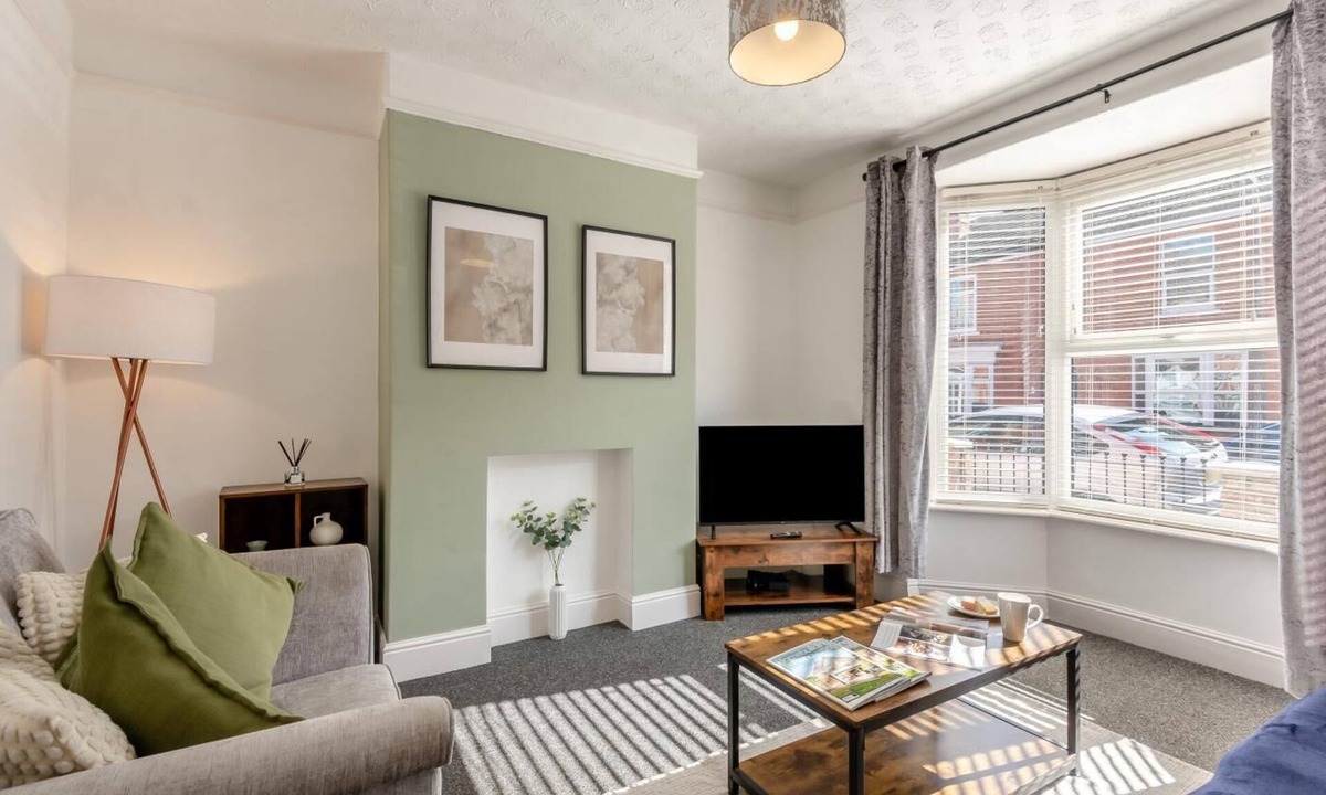 Lincoln Cottage | 3 Bed in Lincoln (oc-w33395)