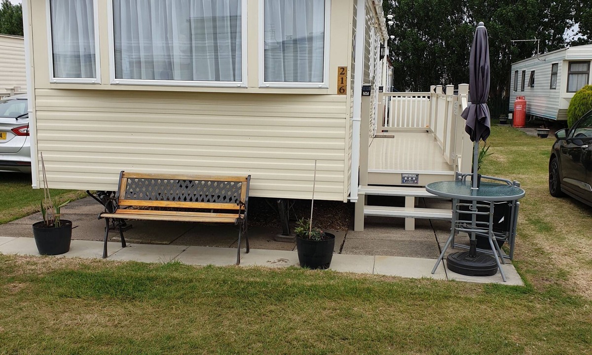 Chapel Saint Leonards Cabin | 3 bed static caravan