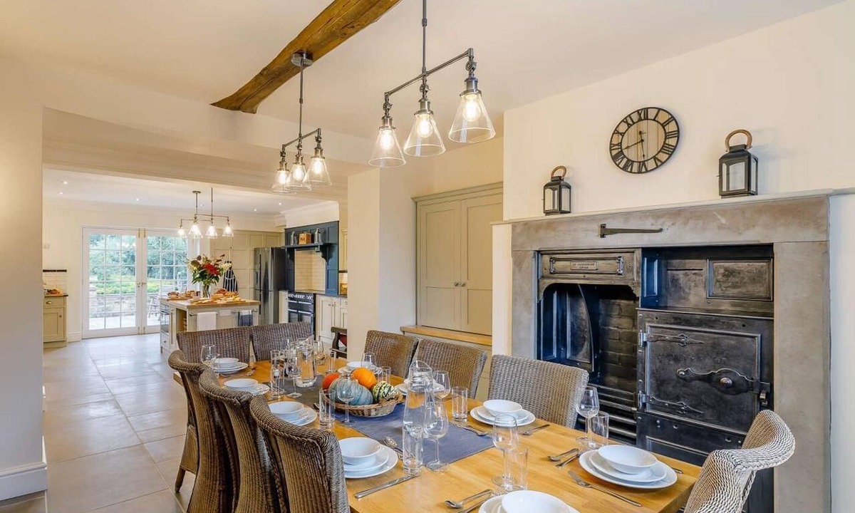 Markington Cottage | 5 Bed in Harrogate (oc-83892)