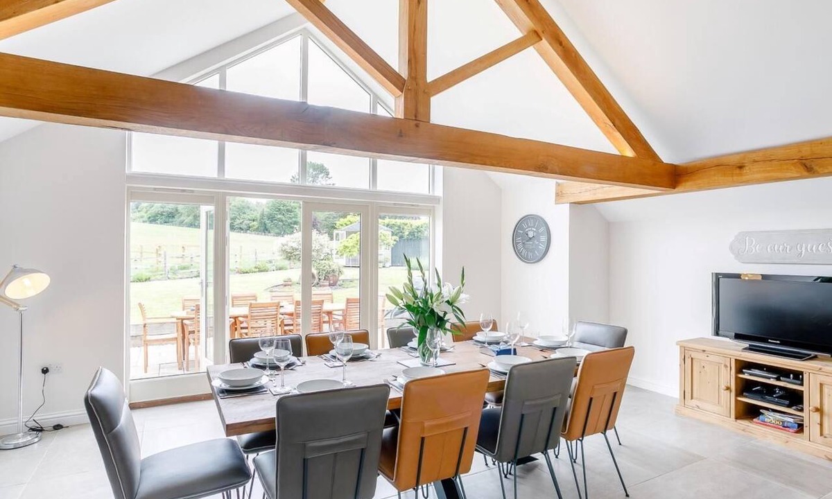 Tealby Cottage | 5 Bed in Market Rasen (oc-78678)
