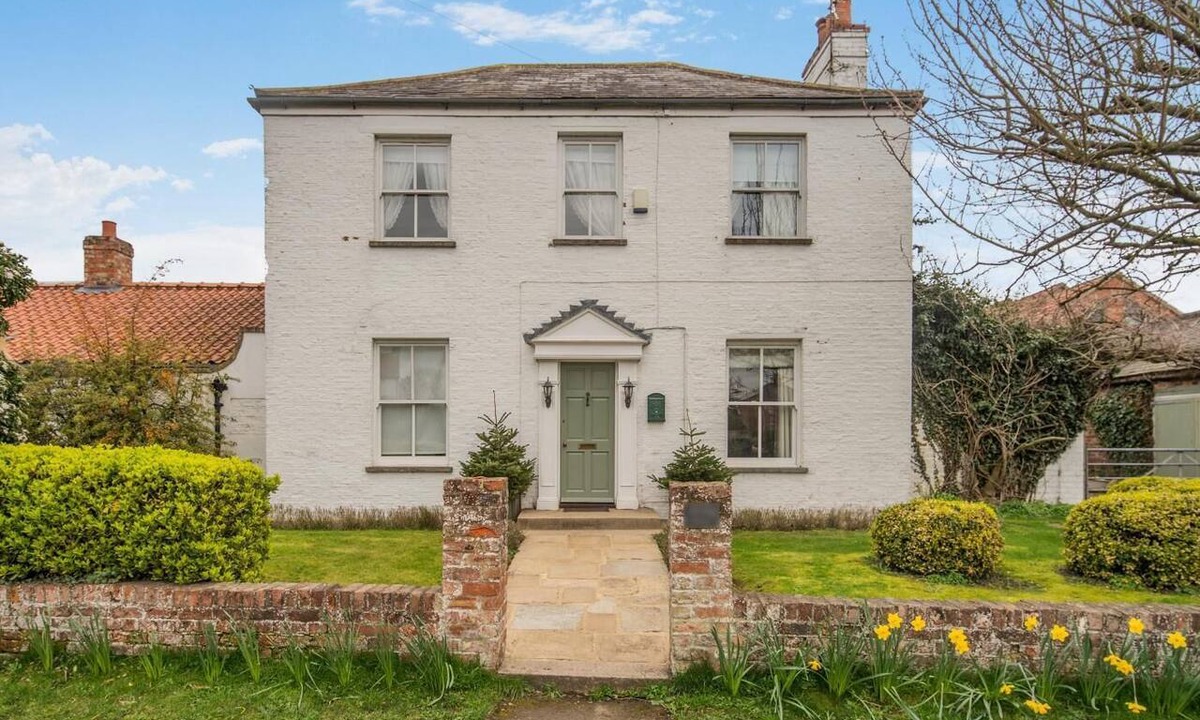 York Cottage | 5 Bed in Murton, York (oc-c37887)