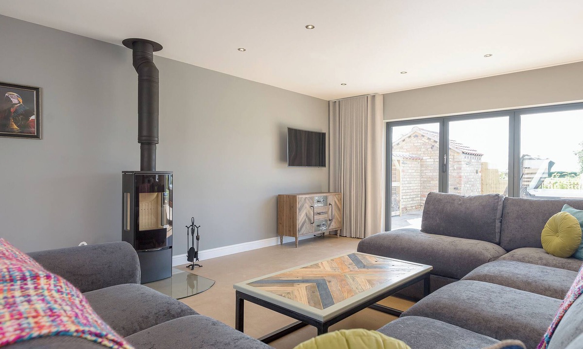 Dunholme Cottage | 5 bedroom accommodation in Dunholme, near Lincoln