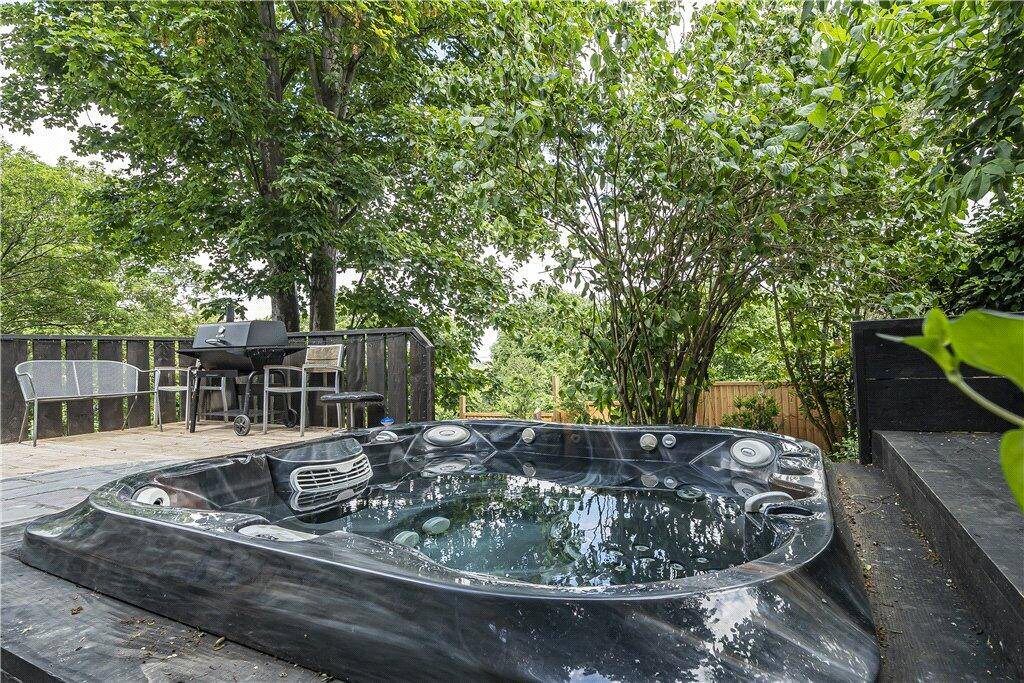 Belvedere House | 545 m² House ∙ 5 bedrooms ∙ 12 guests
