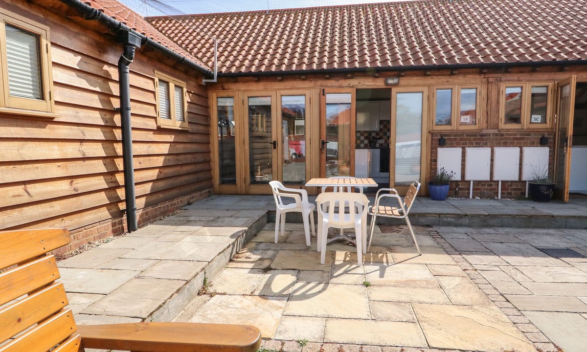 Hunstanton Cottage | 5B HIDEWAYS, family friendly, character holiday cottage in Hunstanton