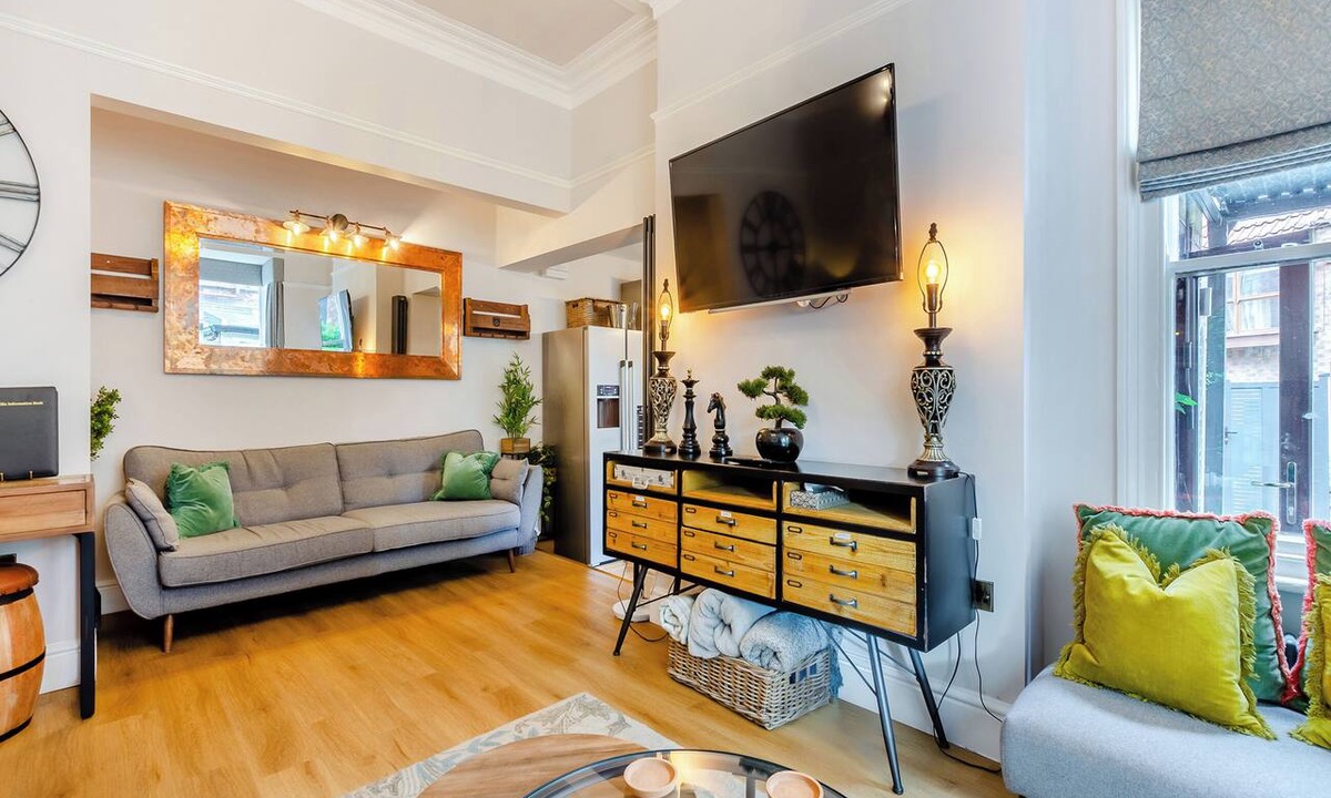 York Cottage | 6 bedroom accommodation in York