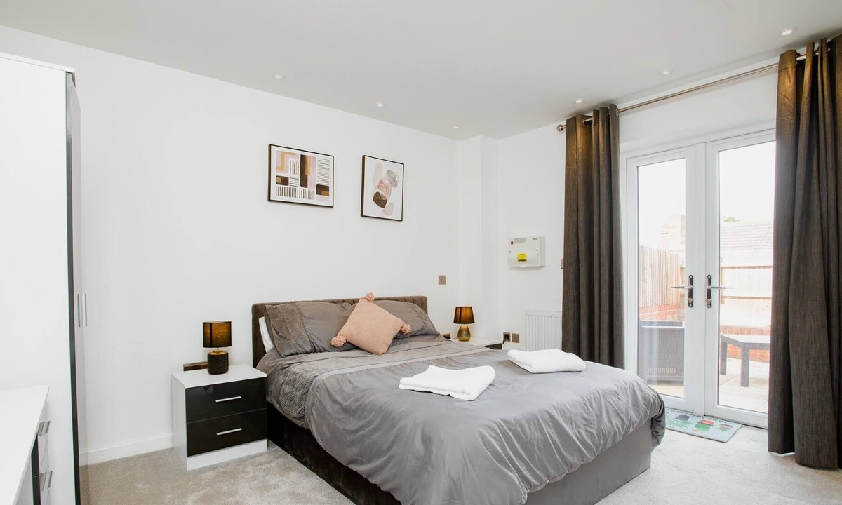 Lincoln House | 6 Motherby Hill