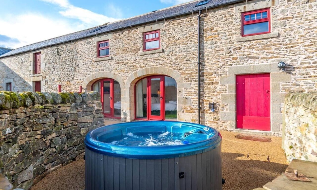 Hexham Cottage | 7 Bed in Hexham (oc-78160)