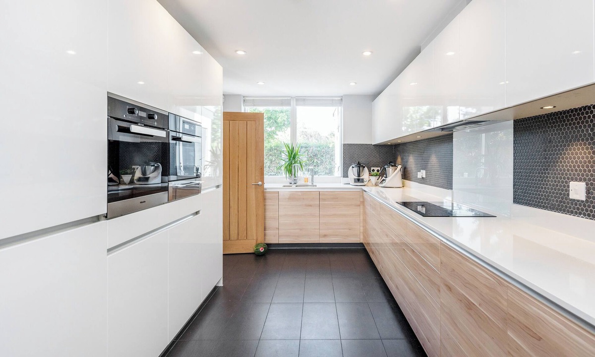 Harold Wood Villa | A BEAUTIFULLY DESIGNED LUXURIOUS TOWNHOUSE