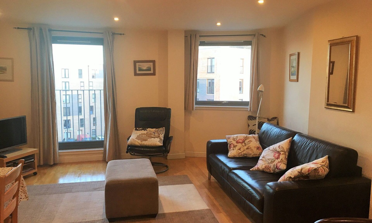 Edinburgh Apartment | Abbey Lane Arc Nice Edinburgh CityCenter Apartment