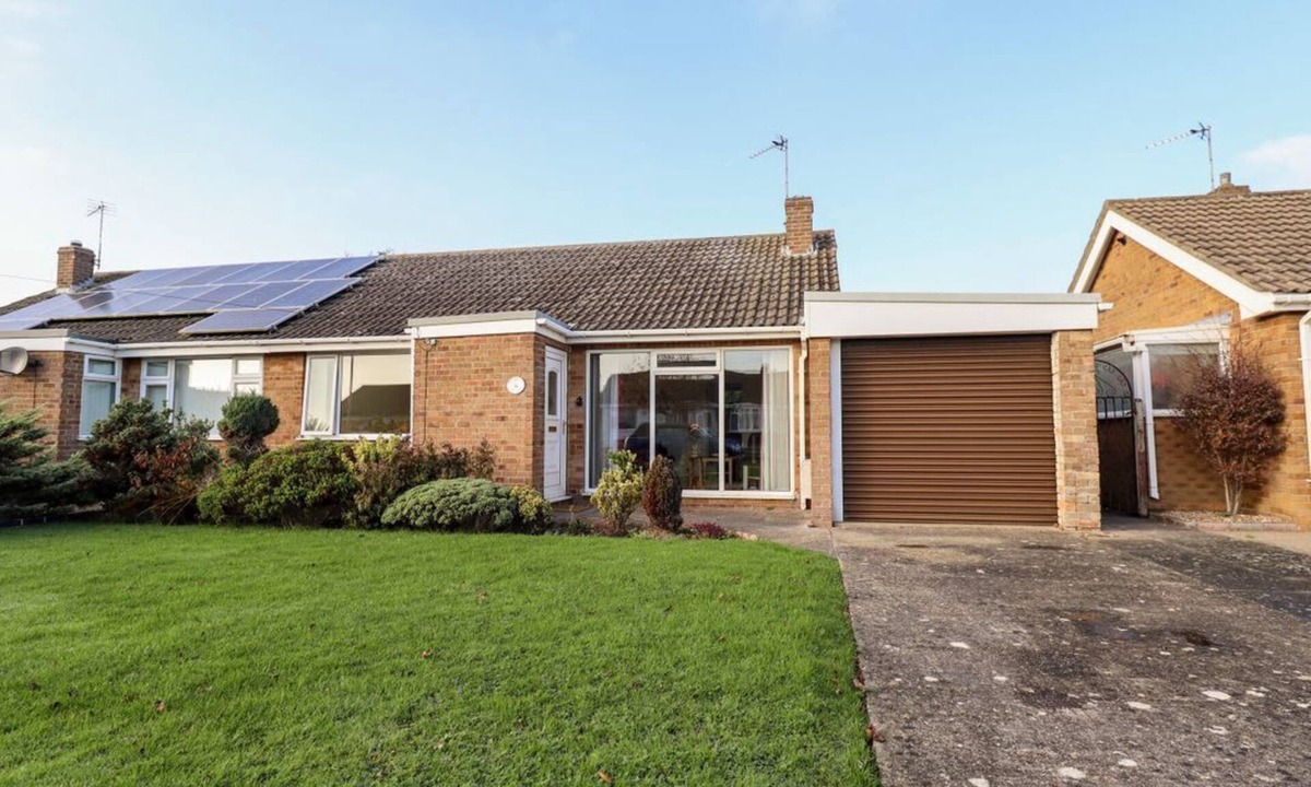 Sandilands Cottage | Acre View, Sutton-On-Sea