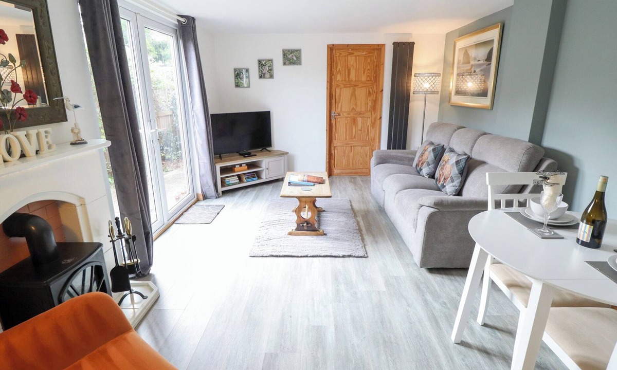 Alford Cottage | Angel's Retreat
