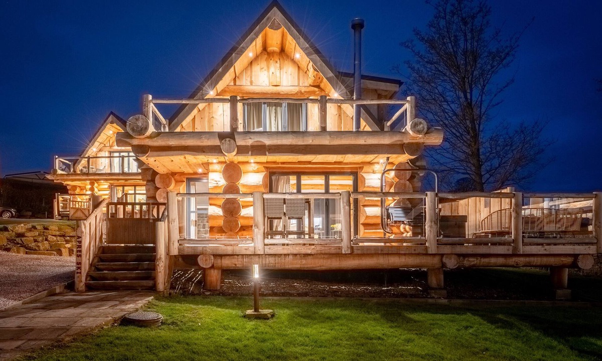 Addingham Cottage | APRES SKI, pet friendly, luxury holiday cottage in Addingham