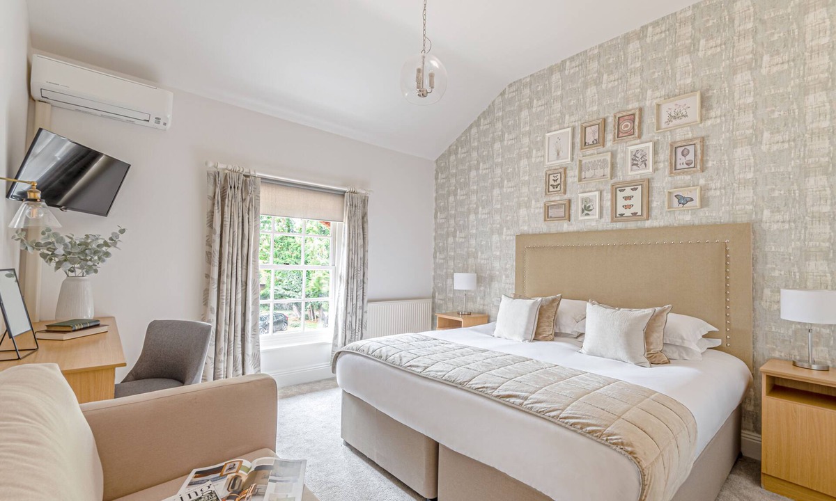 Cadnam Hotel | Bartley Lodge Hotel