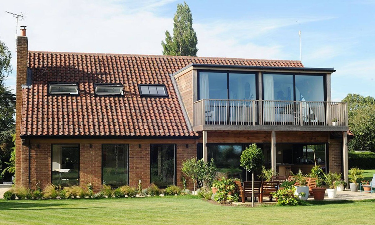 Nun Monkton House | Beautiful modern house, hidden in a picturesque village