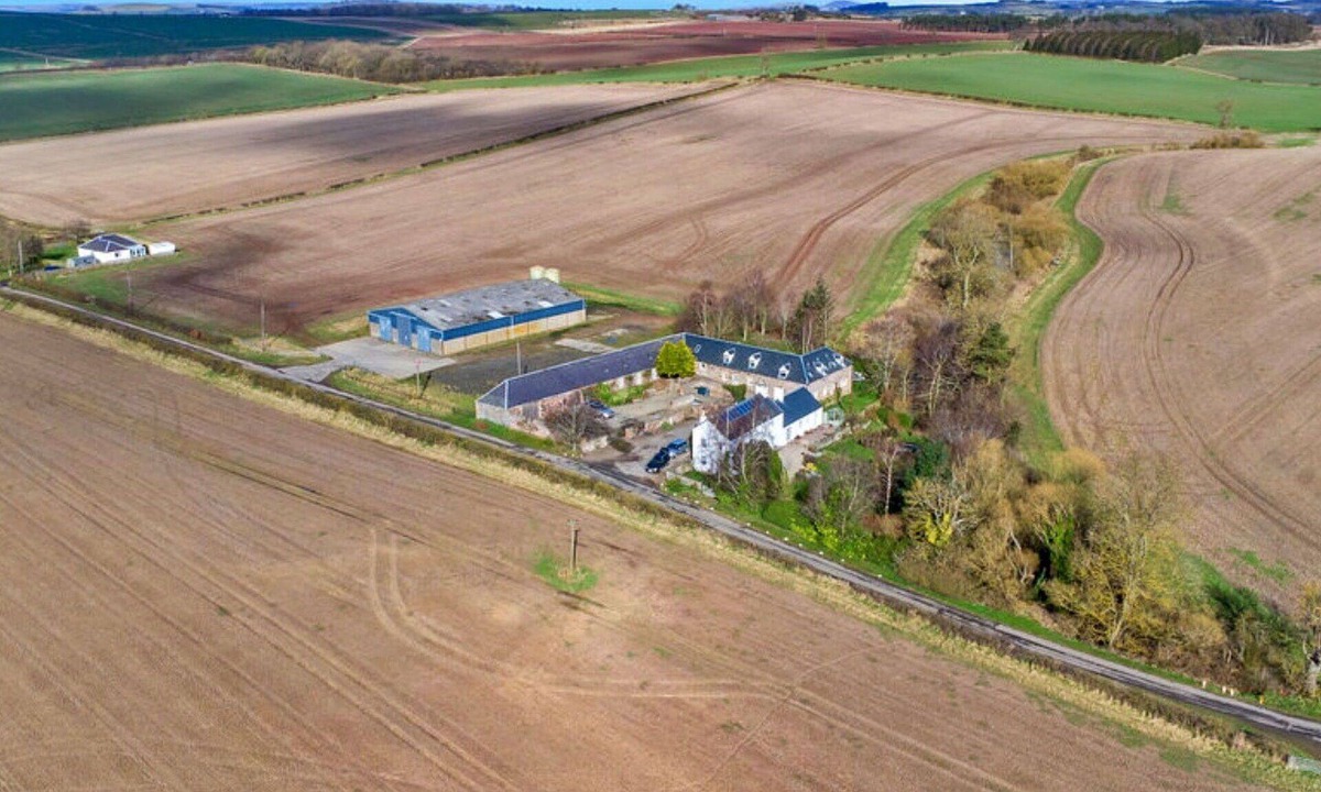 Kelso House | Beautiful villa for 10 guests with WIFI and pets allowed