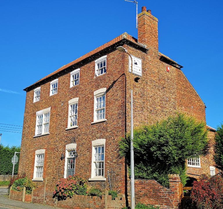 Sturton By Stow Bed & Breakfast | Black Swan Guest House