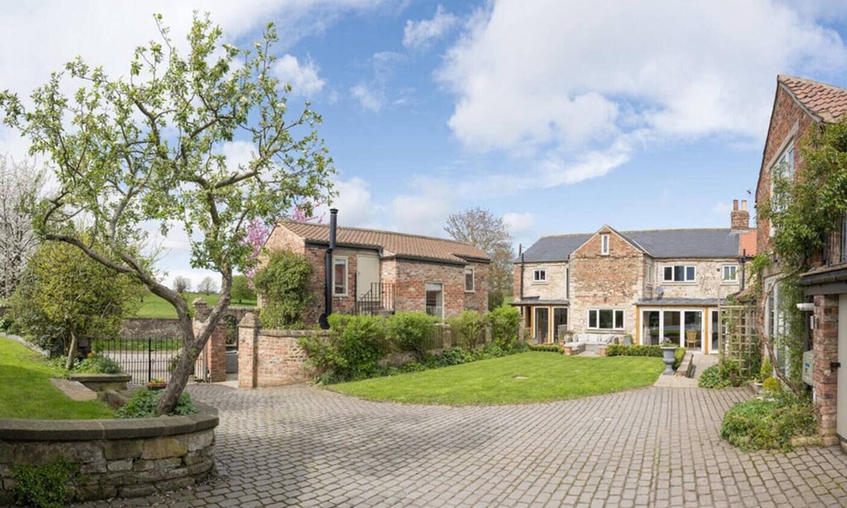 Whixley Cottage | Boutique 18th-Century Cottage with Log Burner, Gated Parking & Parkland Views