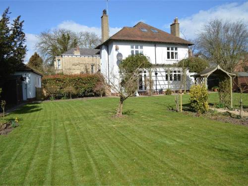 Hornsea Bed & Breakfast | Boutique Rooms at The Ellesmere