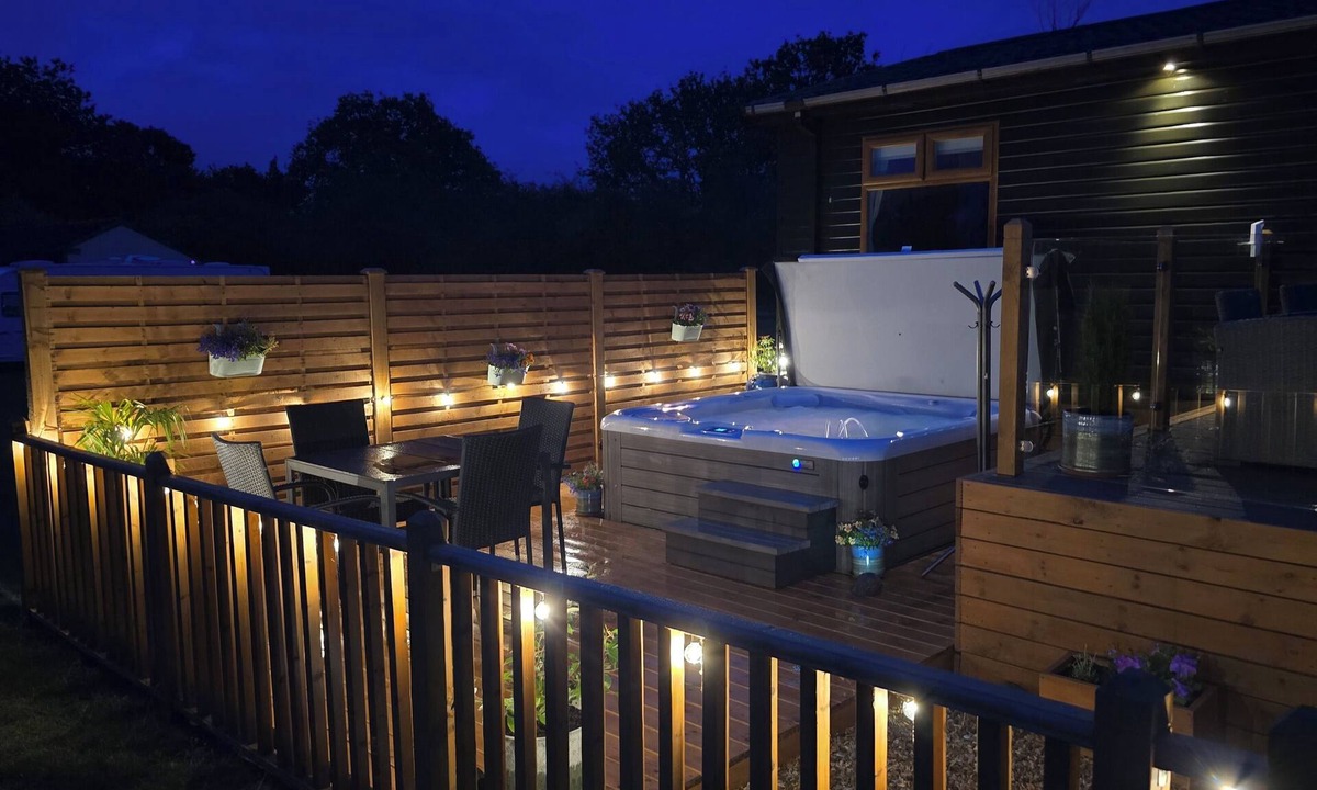 East Drayton Cabin | Bramble Lodge at Hope Haven Retreat - Secluded hideaway