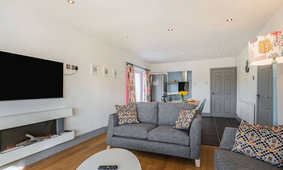 Llanfaglan Cottage | Bryn Derw