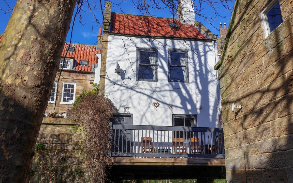 Robin Hood's Bay Cottage | Cabin ∙ 2 bedrooms ∙ 4 guests