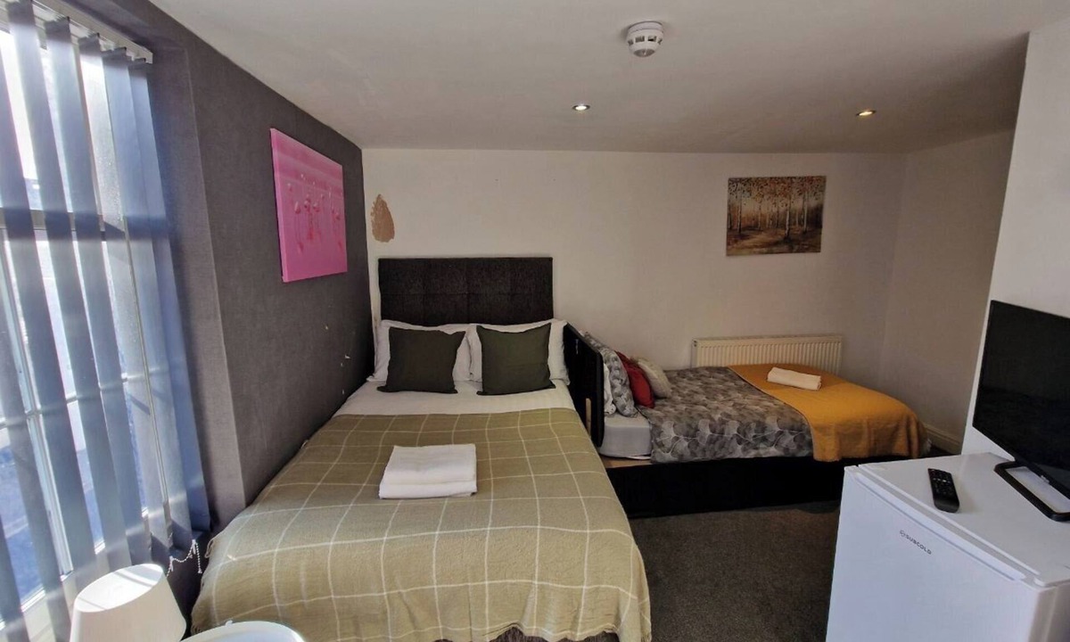 Chinatown Apartment | Central Studio in Liverpool City Centre - F6
