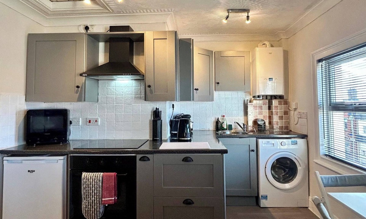 Bedford Apartment | Character Bedford Apartment with Two Bedrooms