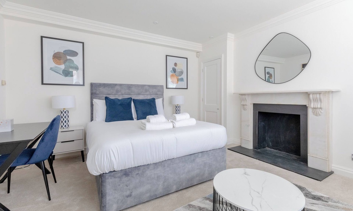 Brompton & Hans Town Apartment | Chic Studio Flat —8 Mins to Harrods, Knightsbridge